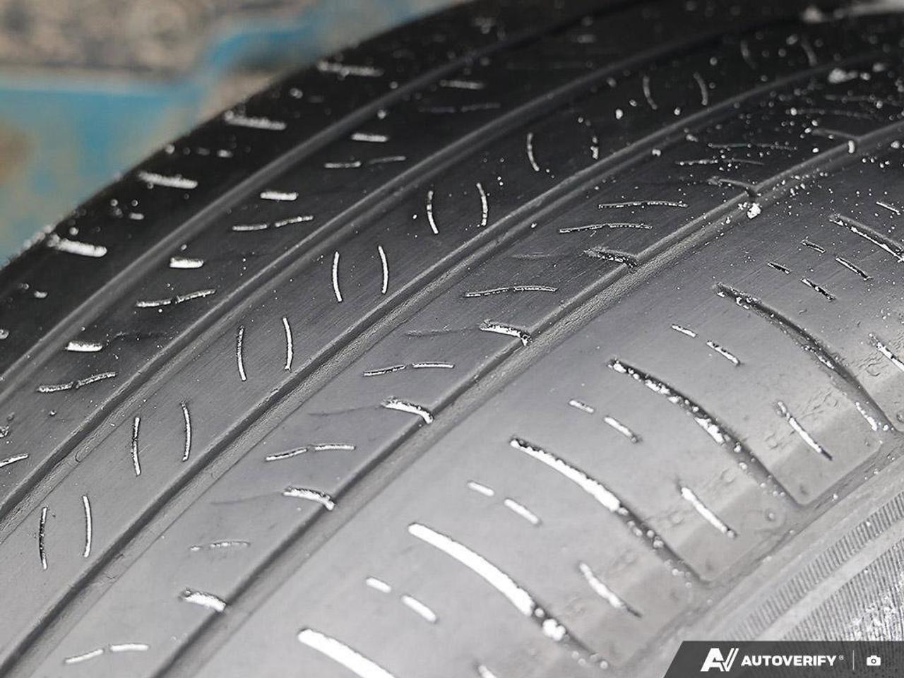 2013 Ford Fiesta SE1.6L, 4-CYLINDER, AUTOMATIC, HATCHBACK, SUNROOF, Photo