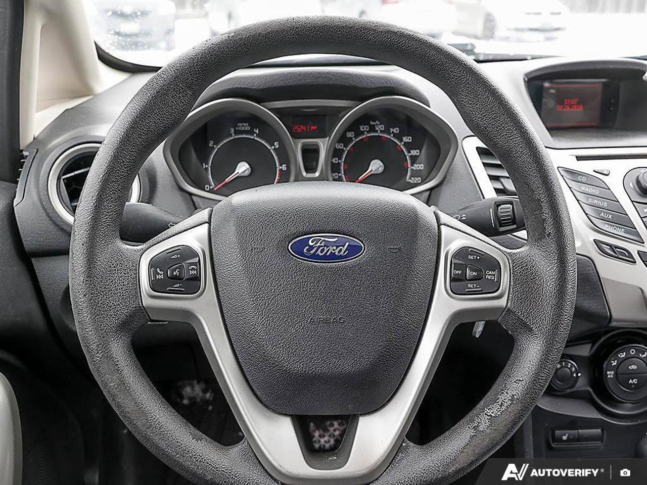 2013 Ford Fiesta SE1.6L, 4-CYLINDER, AUTOMATIC, HATCHBACK, SUNROOF, Photo