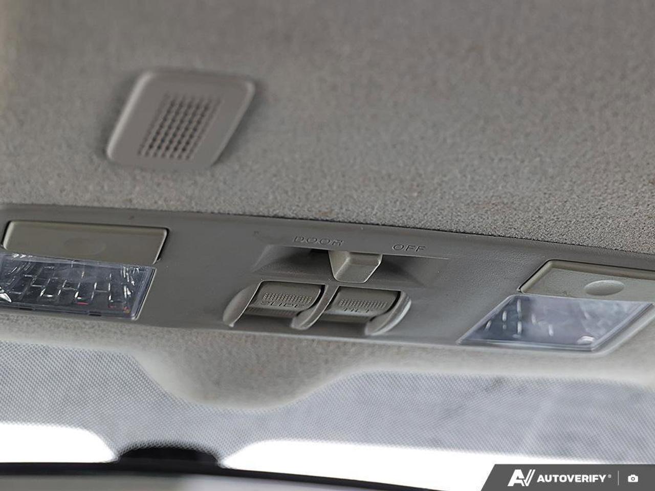 2013 Ford Fiesta SE1.6L, 4-CYLINDER, AUTOMATIC, HATCHBACK, SUNROOF, Photo