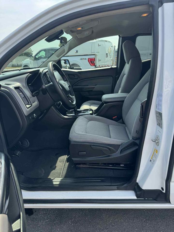 2020 Chevrolet Colorado 2WD Ext Cab 128  Work Truck Photo