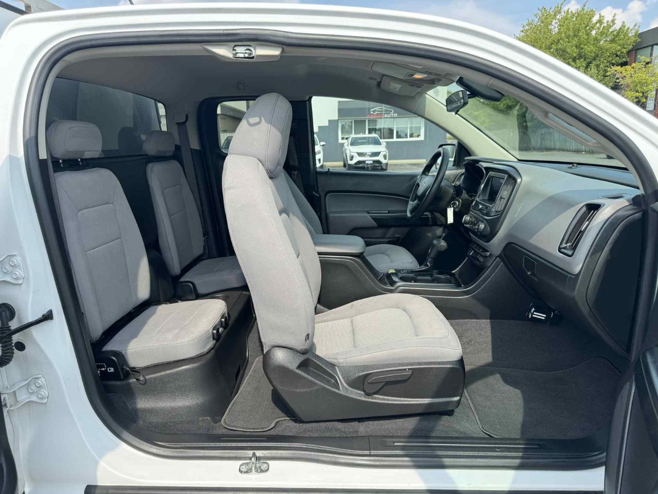 2020 Chevrolet Colorado 2WD Ext Cab 128  Work Truck Photo