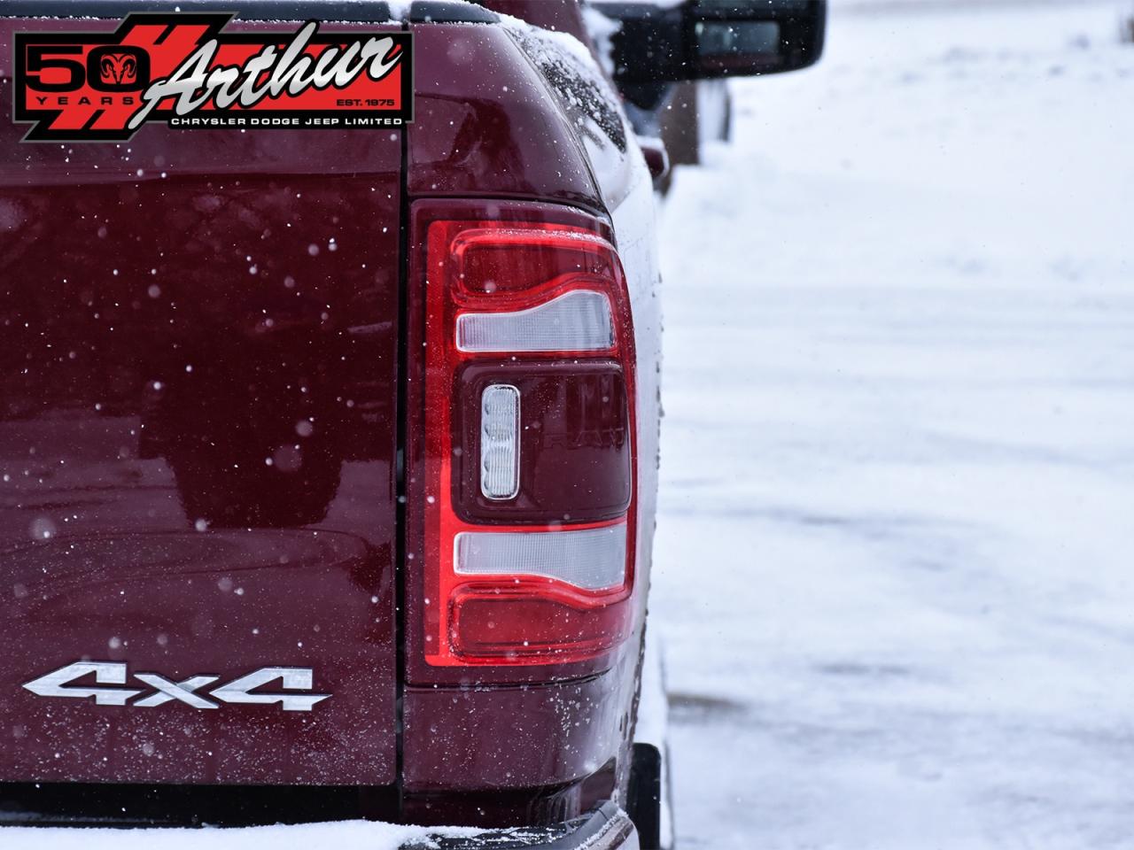 2024 RAM 2500 BIG HORN CREW CAB 4X4 SPORT Photo