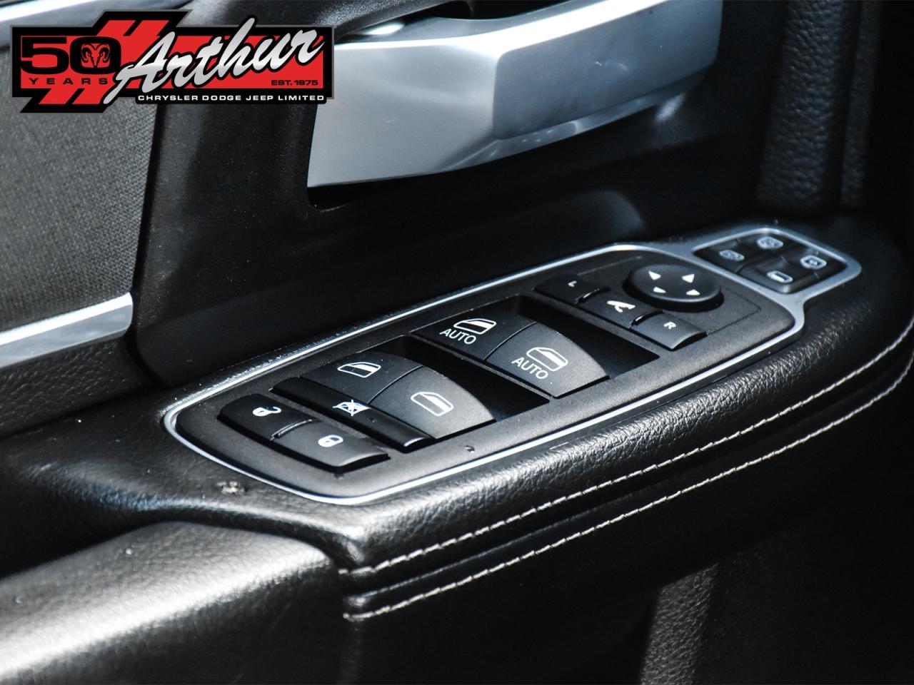 2024 RAM 2500 BIG HORN CREW CAB 4X4 SPORT Photo