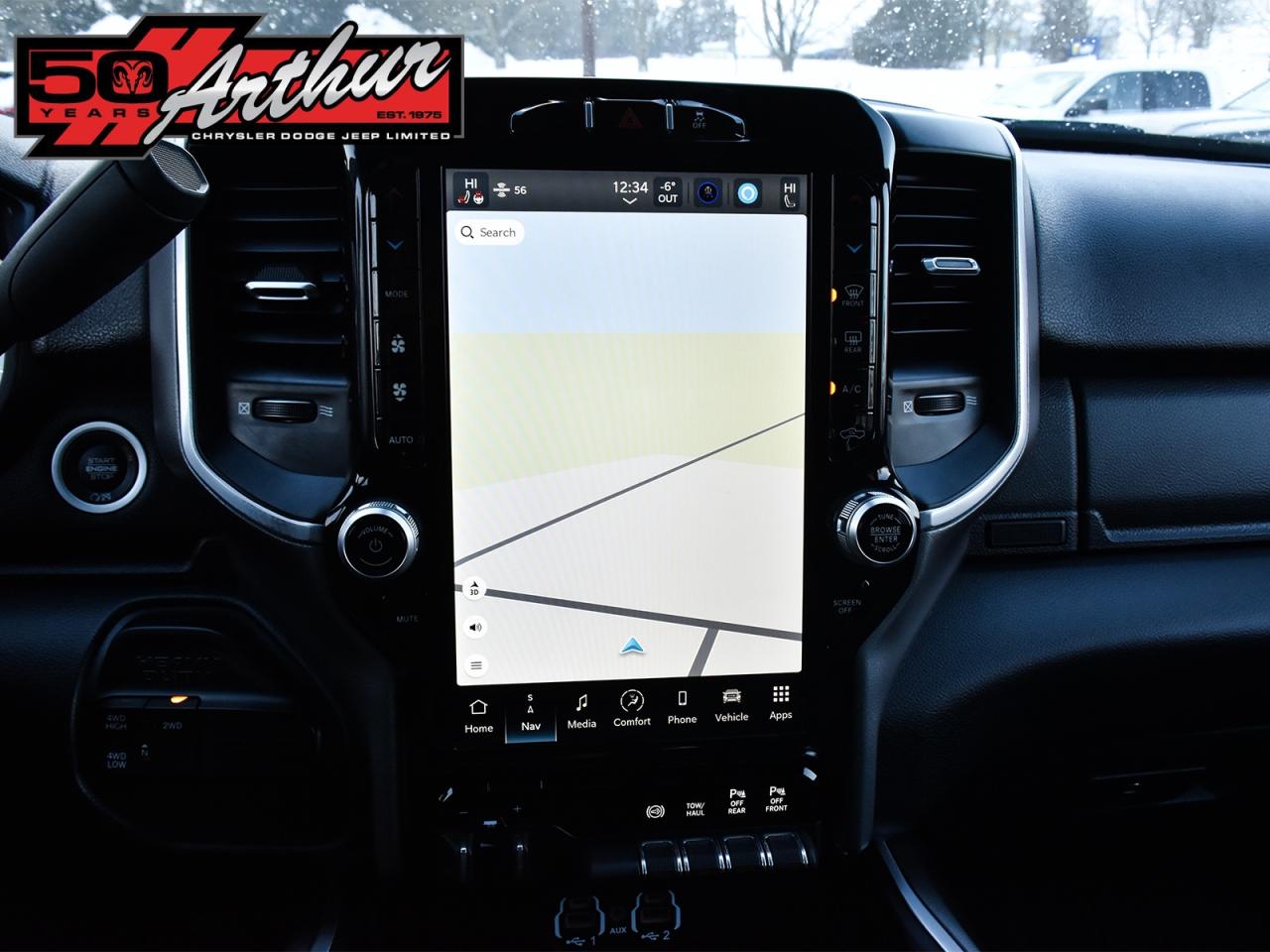 2024 RAM 2500 BIG HORN CREW CAB 4X4 SPORT Photo