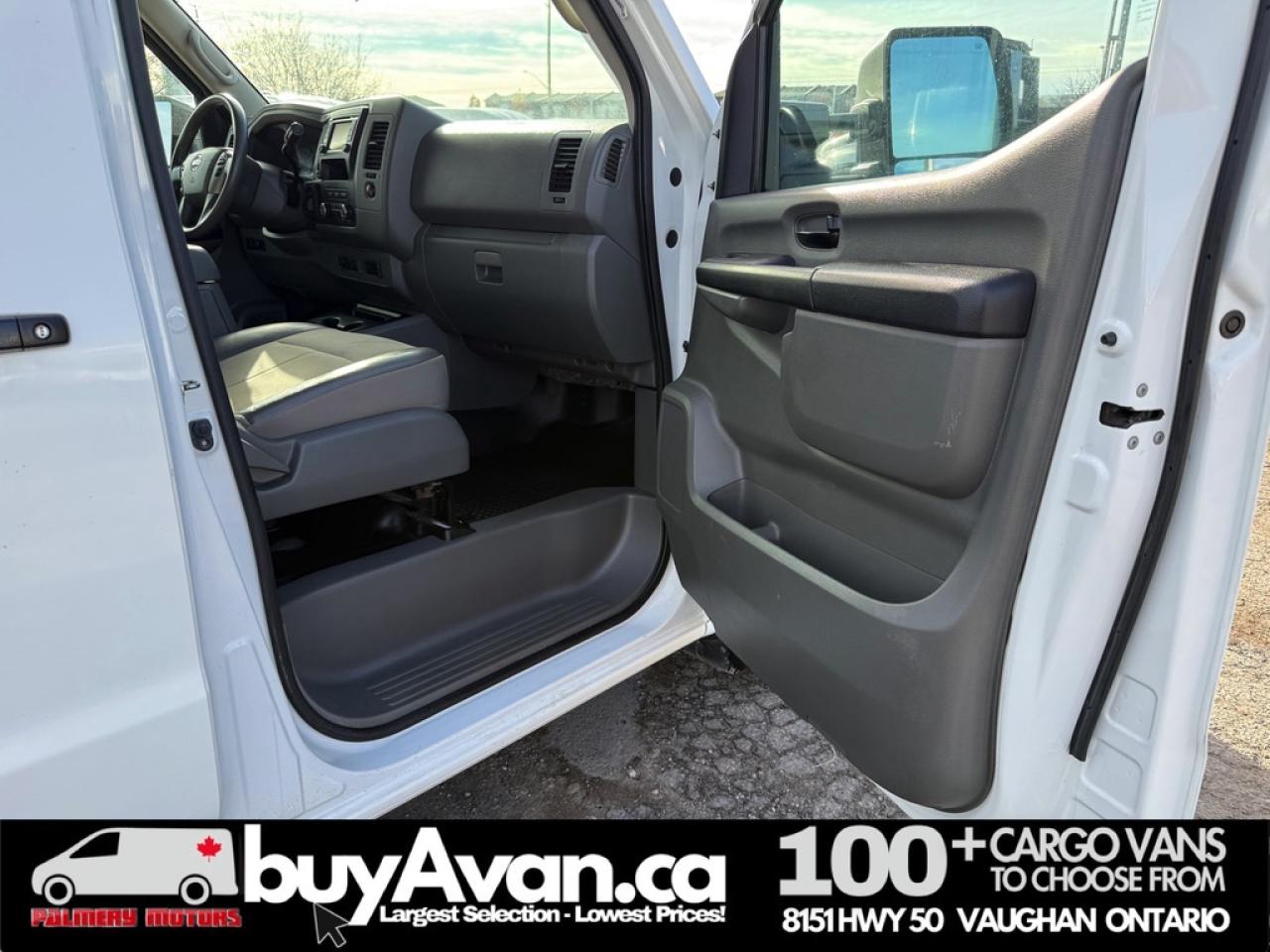 2018 Nissan NV200 Compact Cargo NV2500 Low Roof V8 Photo