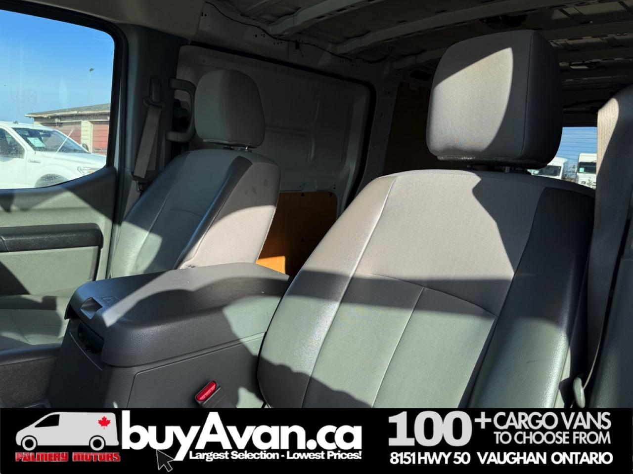 2018 Nissan NV200 Compact Cargo NV2500 Low Roof V8 Photo