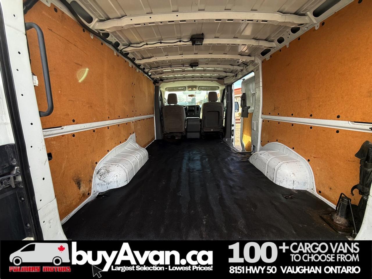 2018 Nissan NV200 Compact Cargo NV2500 Low Roof V8 Photo