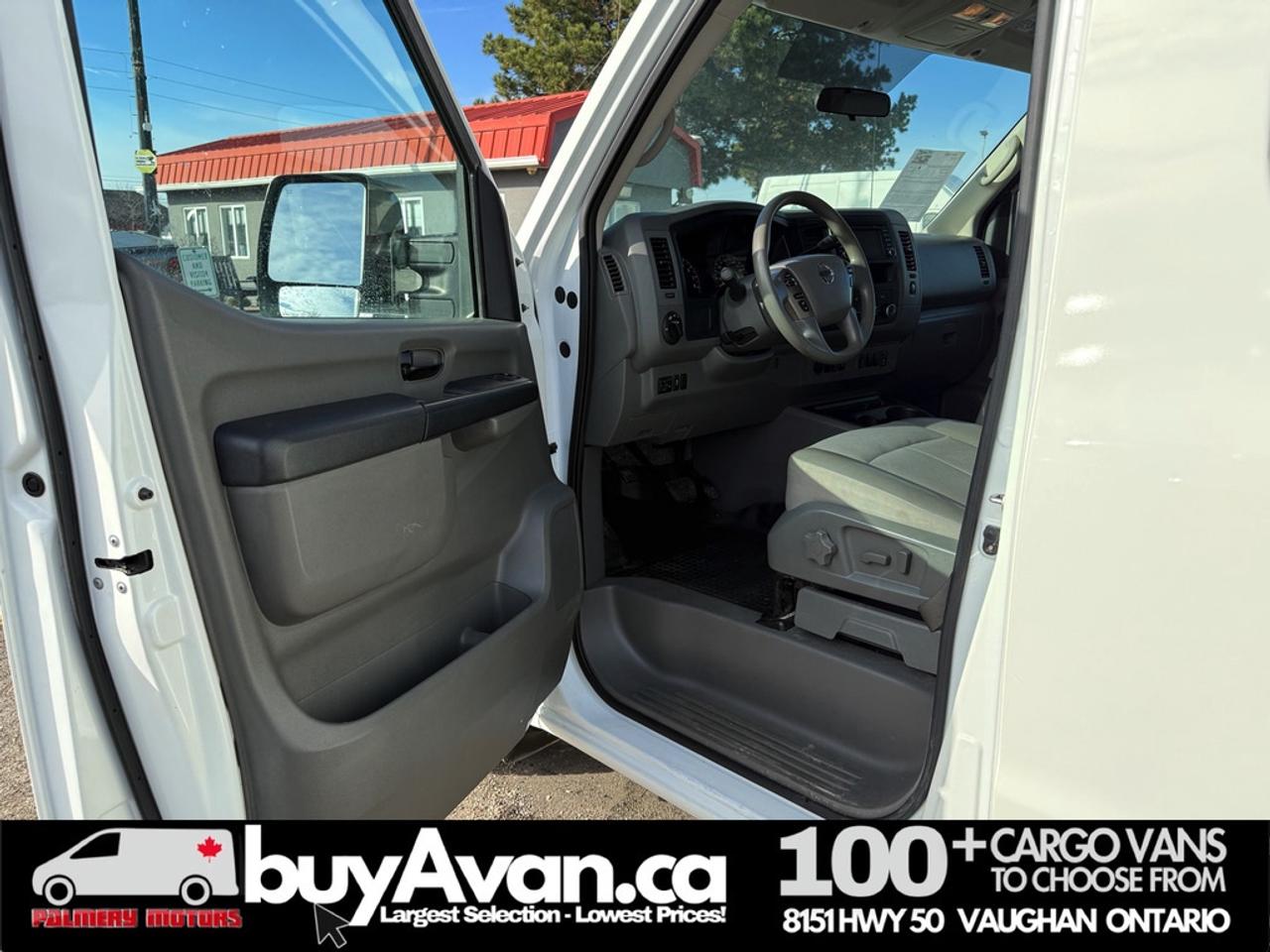 2018 Nissan NV200 Compact Cargo NV2500 Low Roof V8 Photo