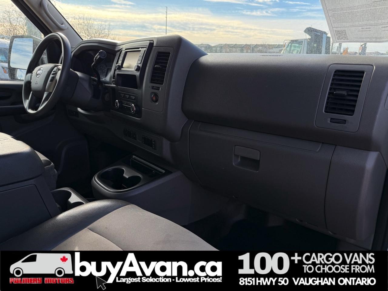 2018 Nissan NV200 Compact Cargo NV2500 Low Roof V8 Photo