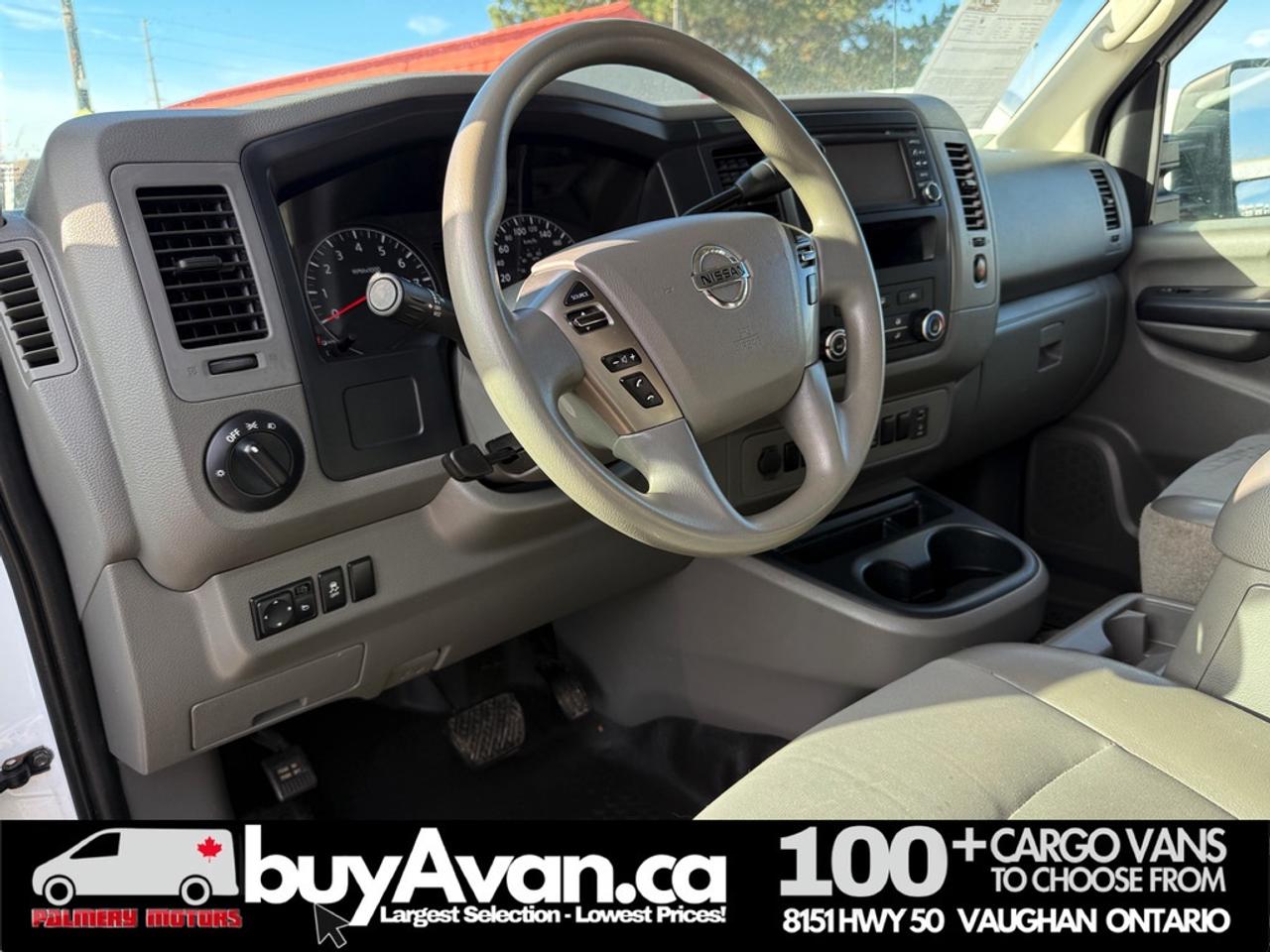 2018 Nissan NV200 Compact Cargo NV2500 Low Roof V8 Photo