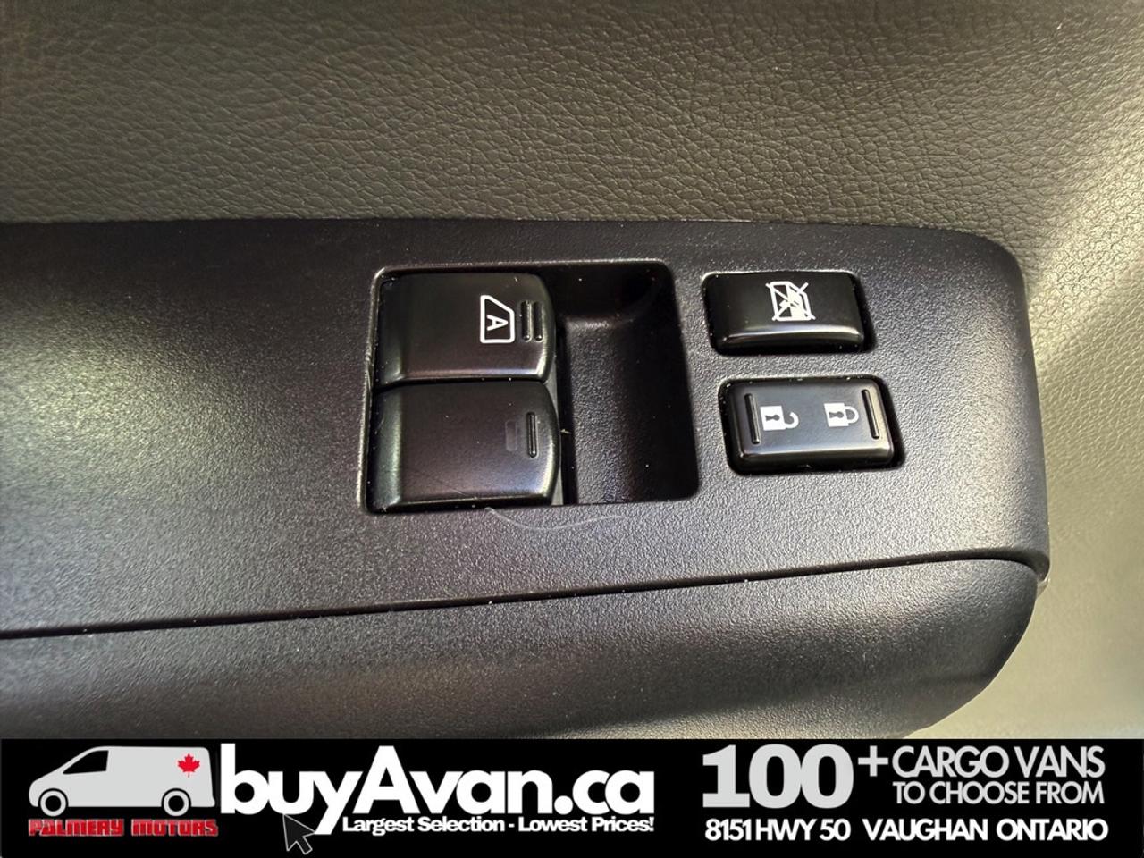 2018 Nissan NV200 Compact Cargo NV2500 Low Roof V8 Photo