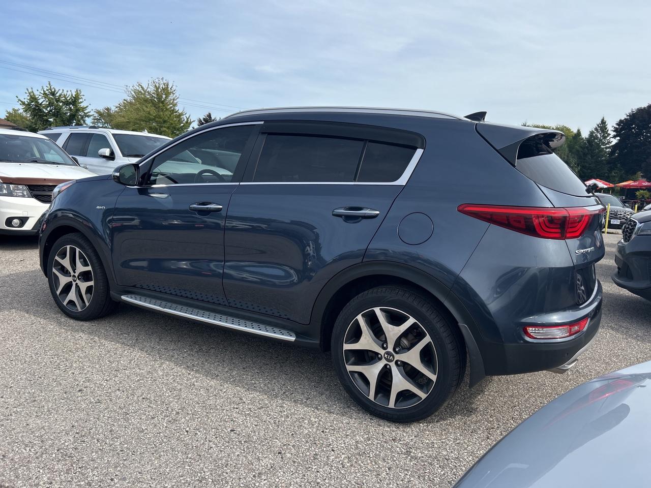 2017 Kia Sportage SX, SUNROOF, NAV, LEATHER, BACKUP CAMERA! Photo