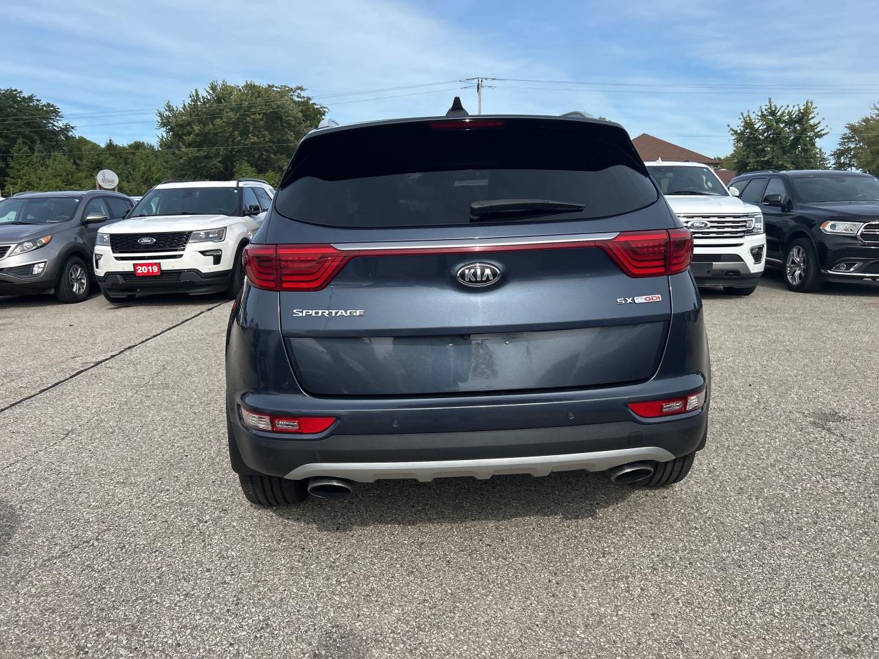 2017 Kia Sportage SX, SUNROOF, NAV, LEATHER, BACKUP CAMERA! Photo3