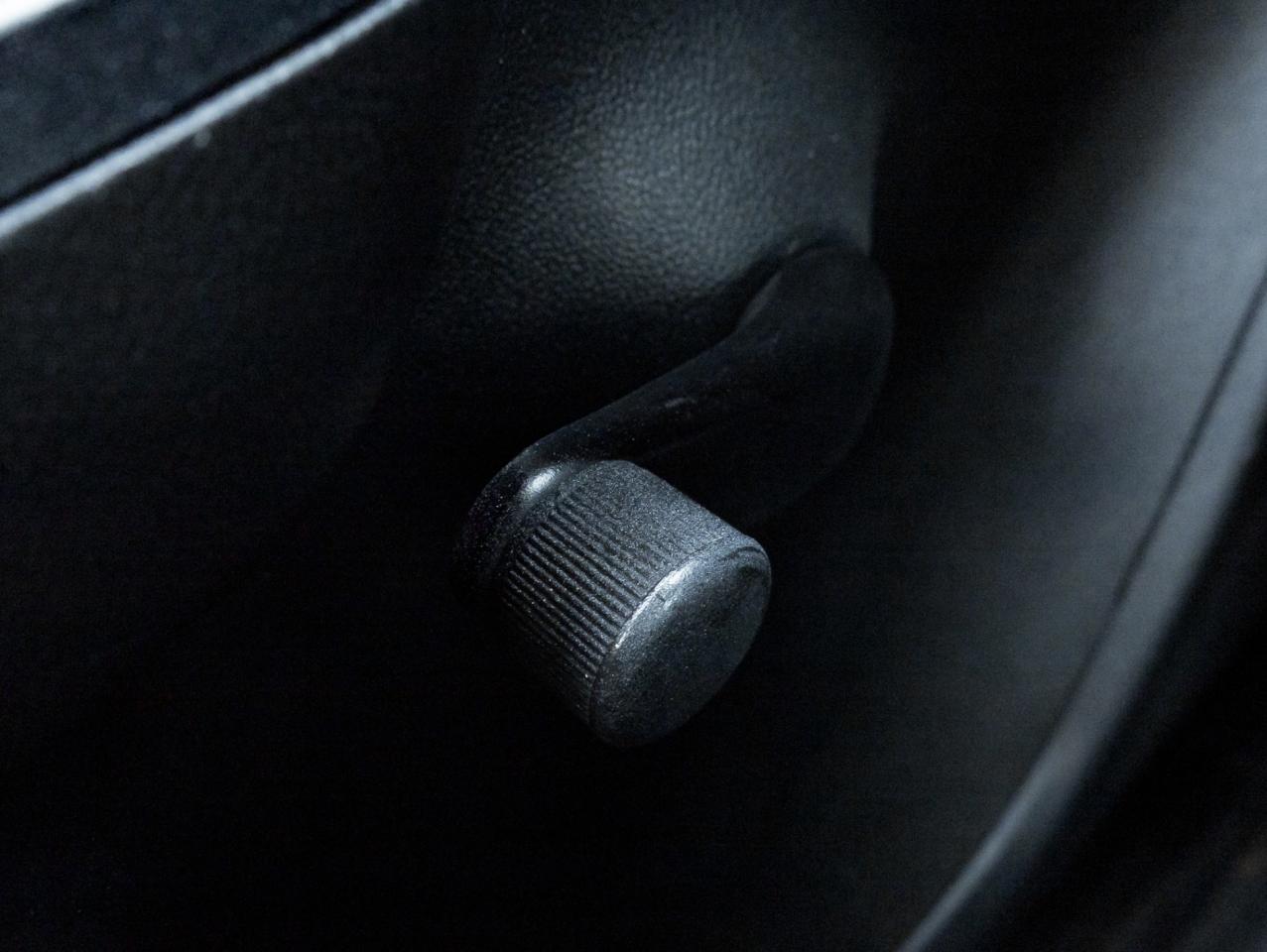 2015 Chevrolet Silverado 1500 2WD Reg Cab 119.0 LS Photo