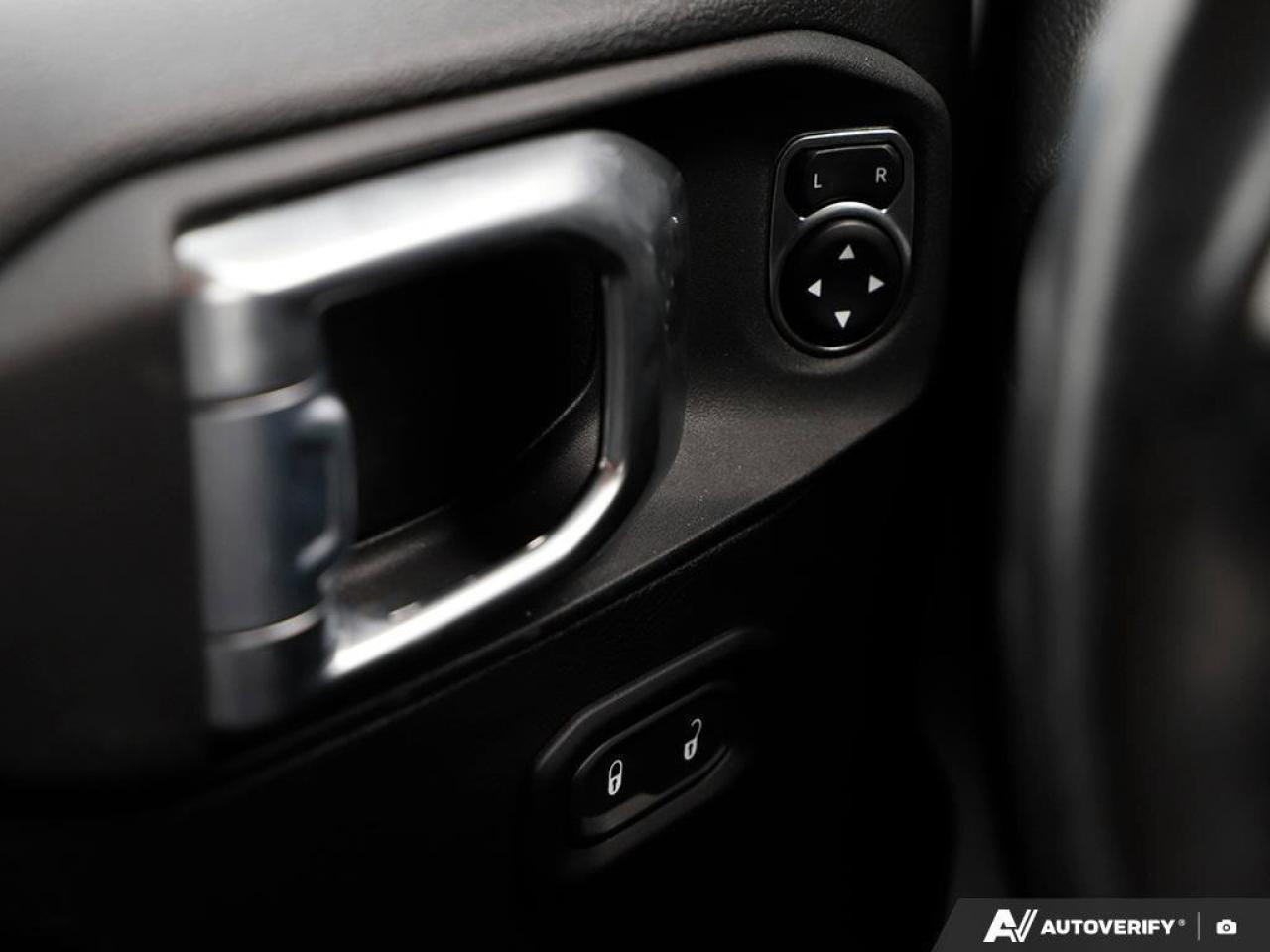 2023 Jeep Wrangler WillysACCIDENT-FREE, ALPINE AUDIO, 2.0L TURBO, NAV Photo