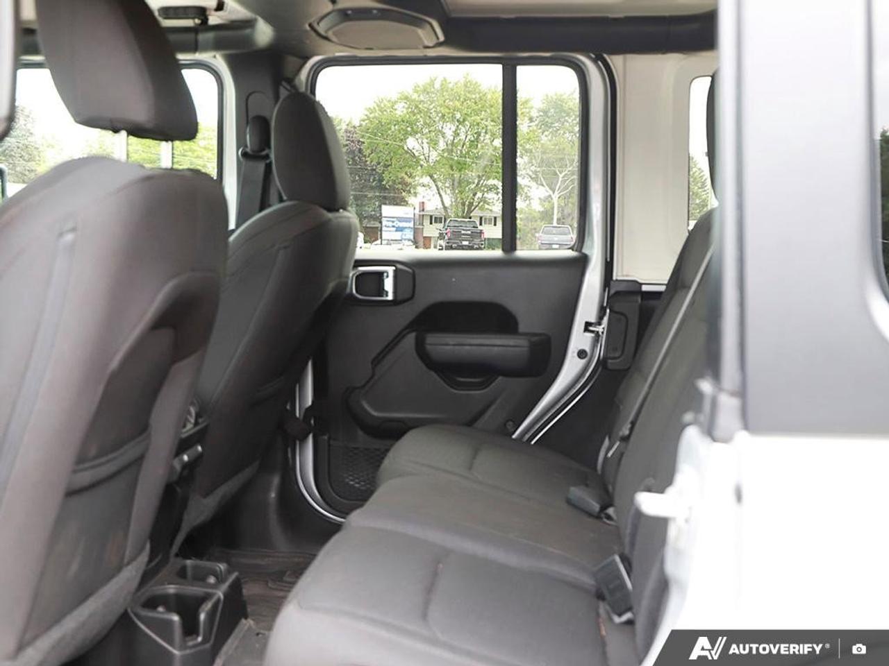 2023 Jeep Wrangler WillysACCIDENT-FREE, ALPINE AUDIO, 2.0L TURBO, NAV Photo