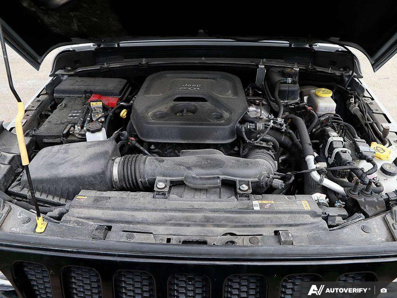 2023 Jeep Wrangler ACCIDENT-FREE, ALPINE AUDIO, 2.0L TURBO, NAV Photo