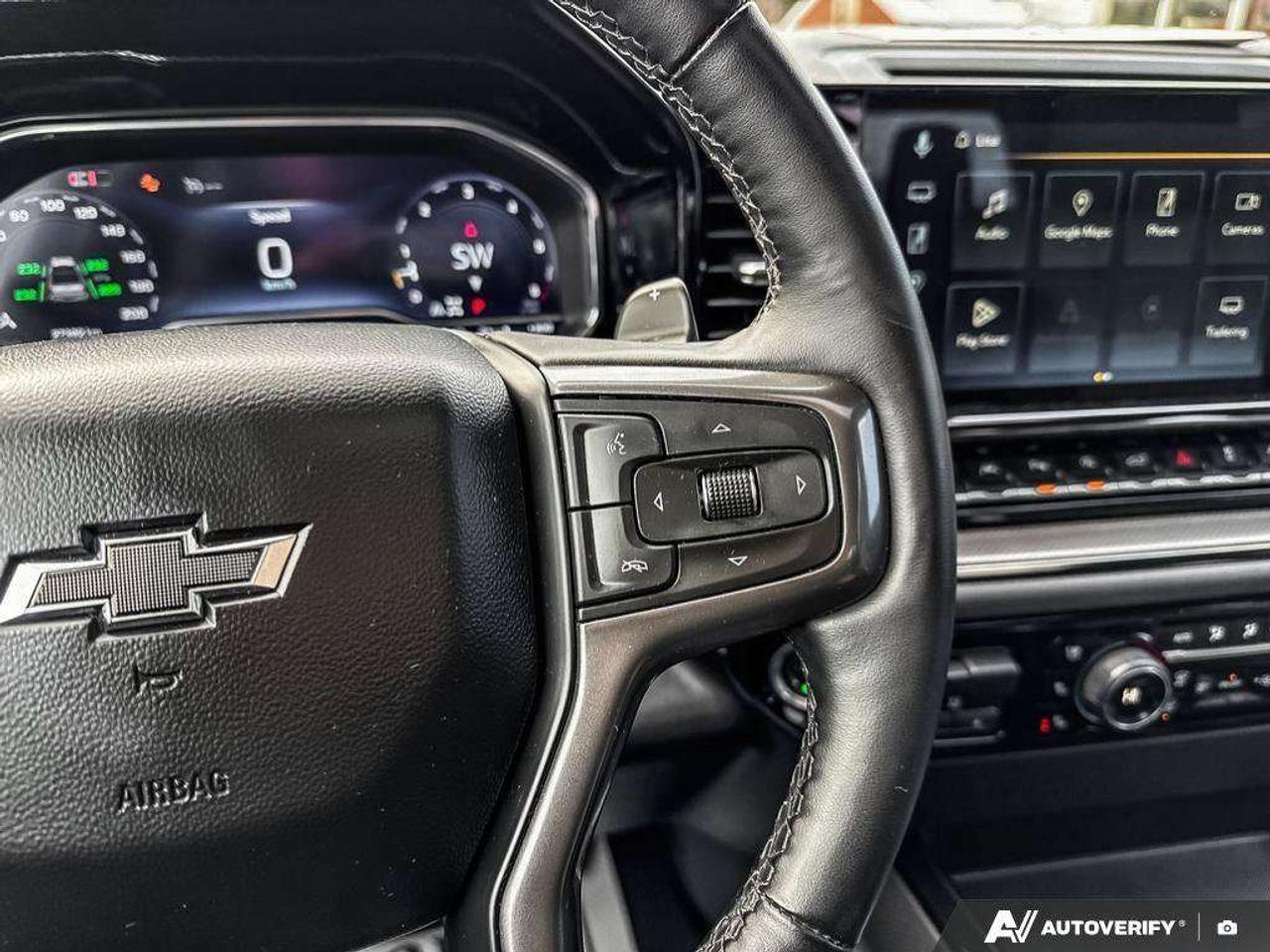 2024 Chevrolet Silverado 1500 BEDLINER. RUNNING BOARDS. TONNEAU COVER. HITCH GUIDANCE W/HITCH VIEW. TRAILERING PKG. HD SURROUND VISION. Photo