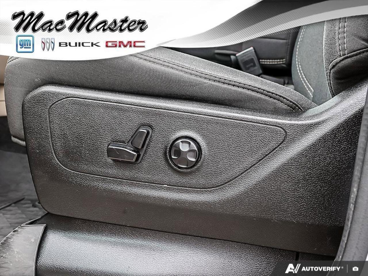 2020 RAM 1500 Big HornBIG HORN, HEMI, CREW, 4X4, UCONNECT, TOW P Photo