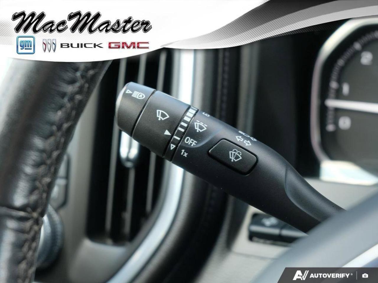 2021 GMC Sierra 1500 DenaliDENALI, CREW, 6.2L, 4X4, NAV, ROOF, HEATED/C Photo