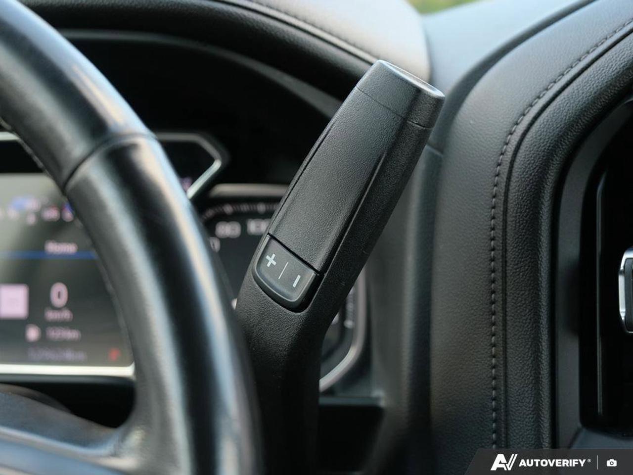 2021 GMC Sierra 1500 DenaliDENALI, CREW, 6.2L, 4X4, NAV, ROOF, HEATED/C Photo