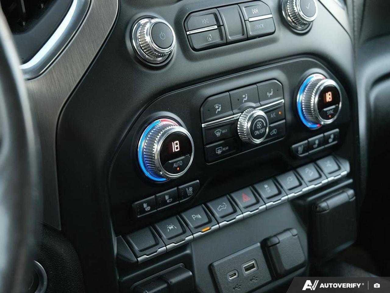 2021 GMC Sierra 1500 DenaliDENALI, CREW, 6.2L, 4X4, NAV, ROOF, HEATED/C Photo