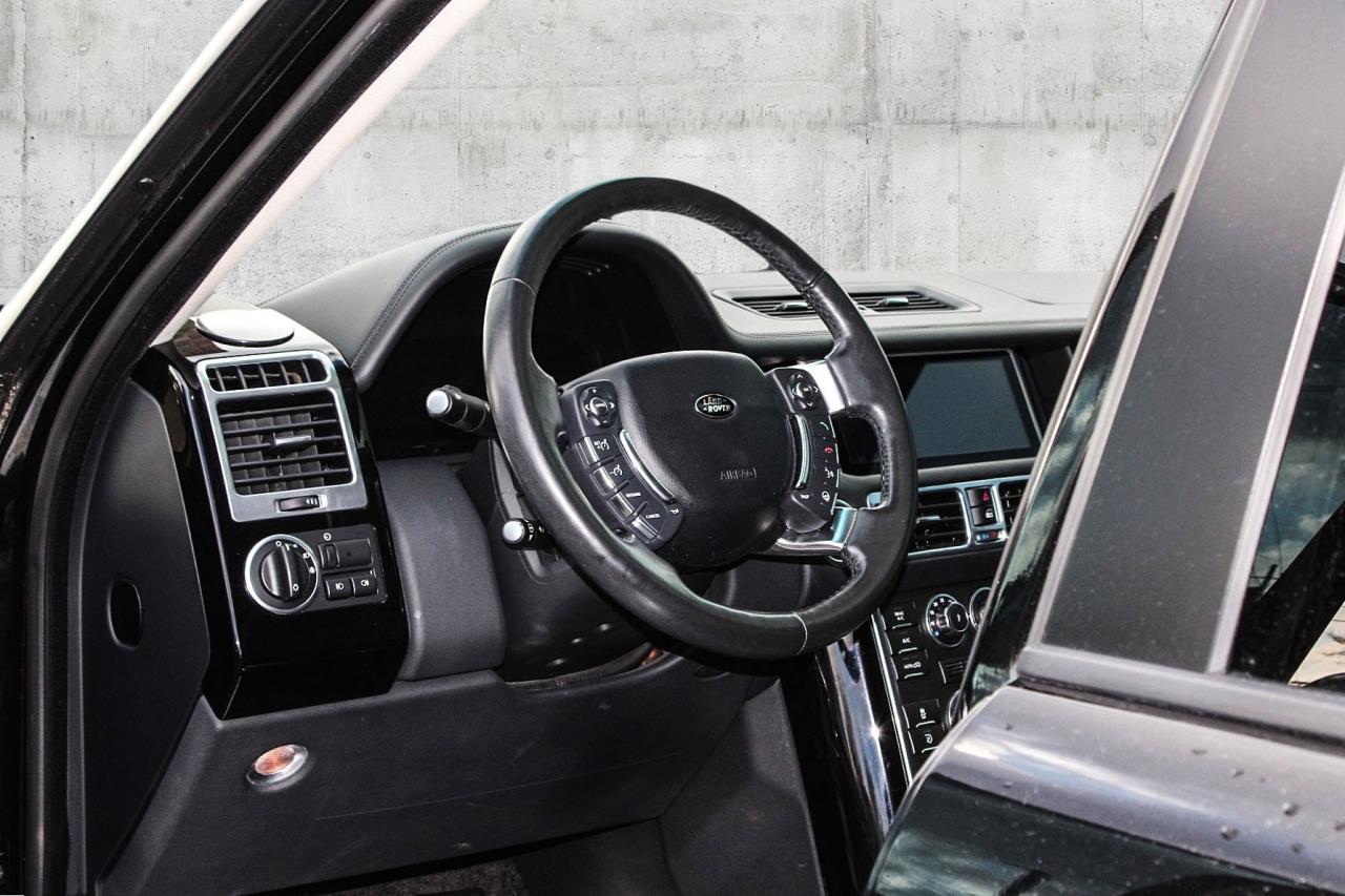 2012 Land Rover Range Rover 4WD SC  Gps BkpCam Sunroof Photo