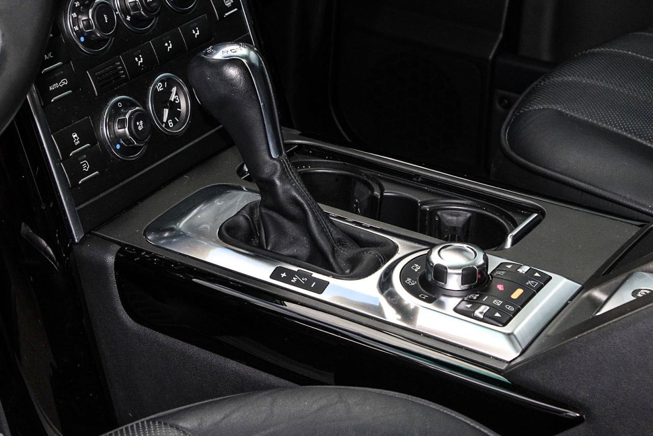 2012 Land Rover Range Rover 4WD SC  Gps BkpCam Sunroof Photo