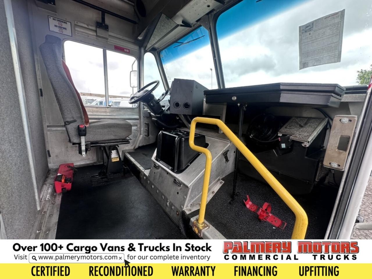 2015 Ford F-550 Morgan Olson Step Van 18FT Photo3
