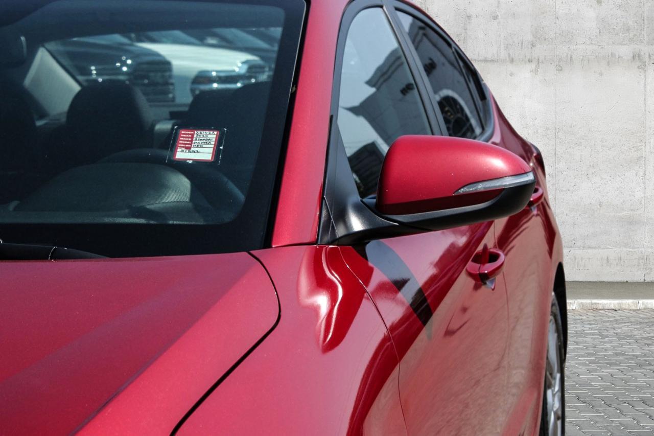 2020 Hyundai Elantra Preferred IVT  BkpCam HtdSeats CruiseCtrl Photo