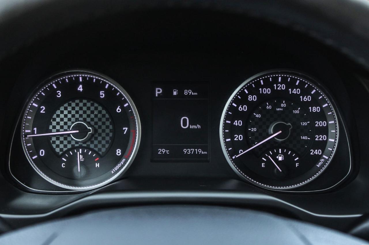 2020 Hyundai Elantra Preferred IVT  BkpCam HtdSeats CruiseCtrl Photo