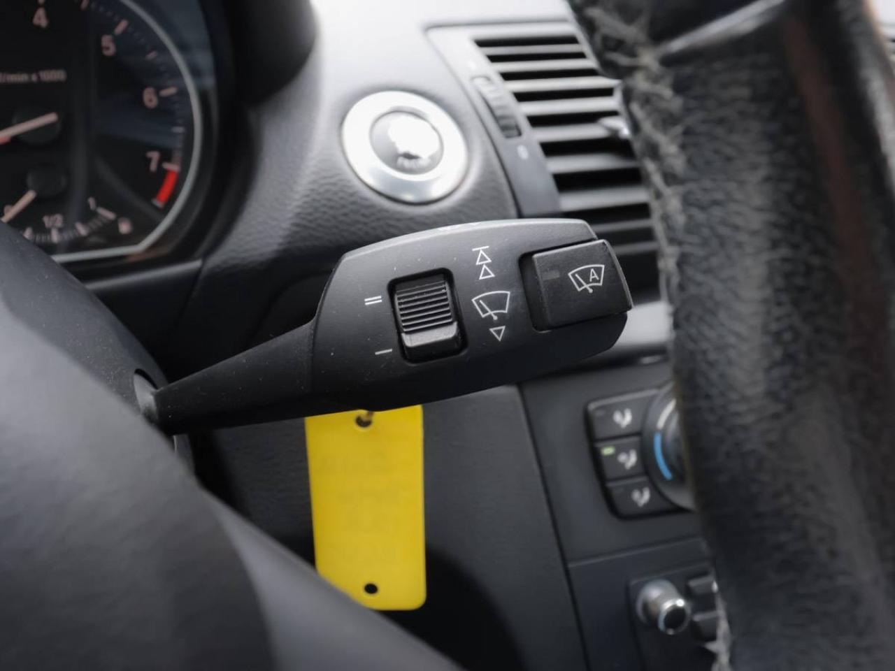 2012 BMW 1 Series 2DR CABRIOLET 128I Photo