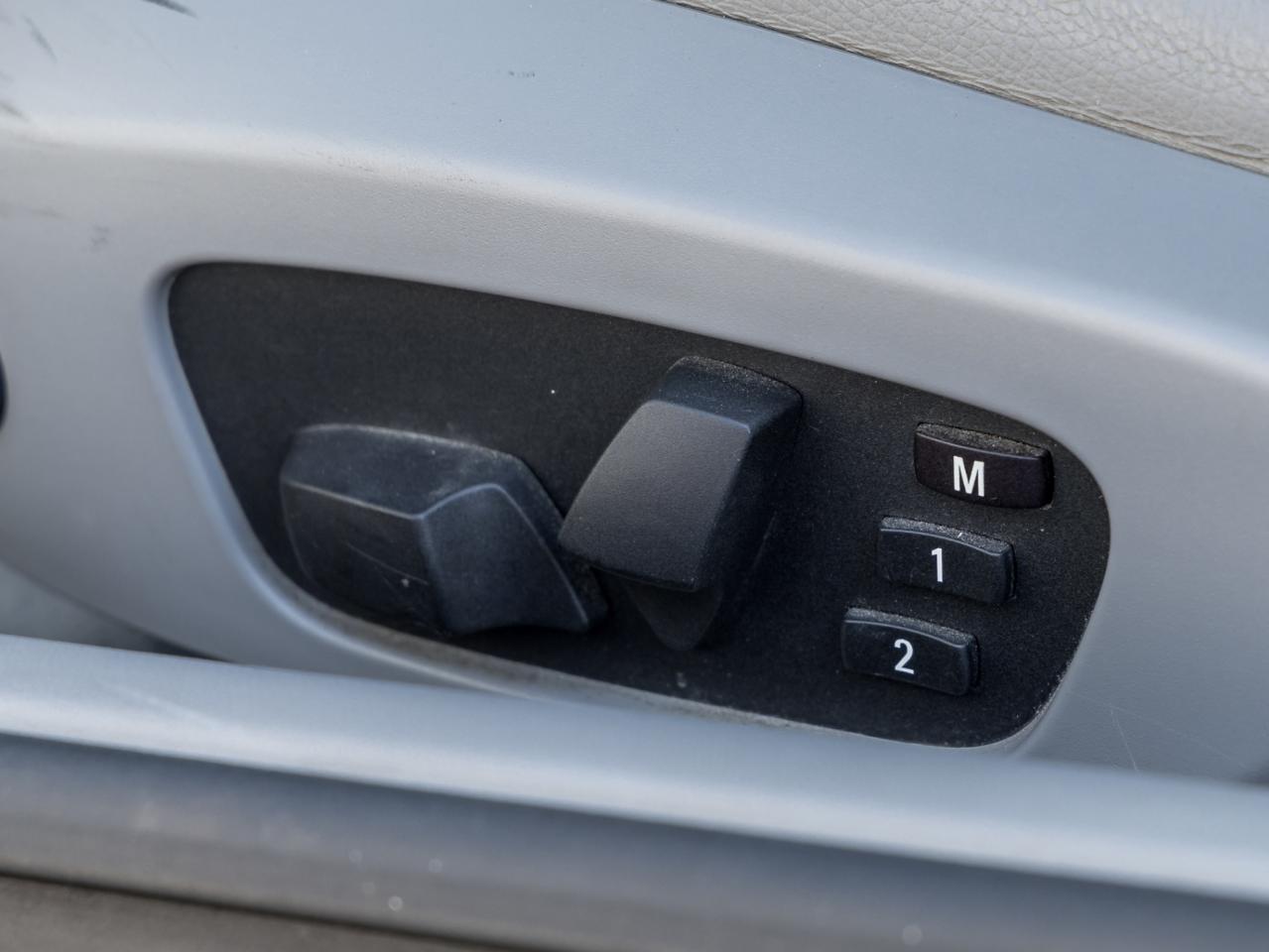 2008 BMW 3 Series 2dr Cabriolet 328i RWD Photo