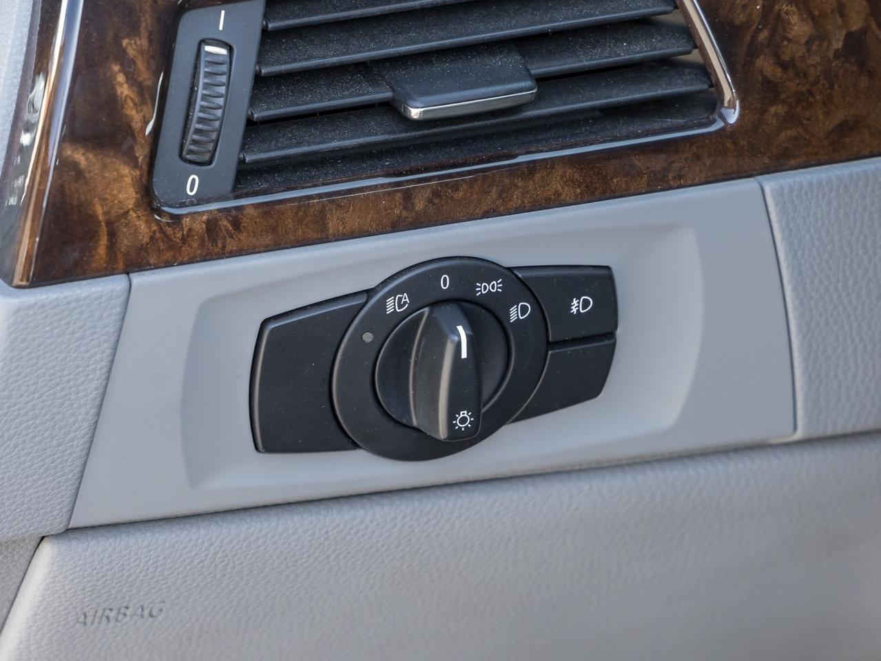 2008 BMW 3 Series 2dr Cabriolet 328i RWD Photo