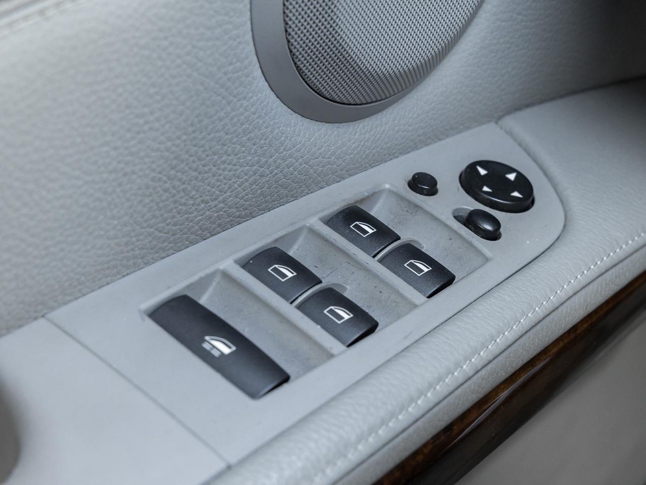 2008 BMW 3 Series 2dr Cabriolet 328i RWD Photo