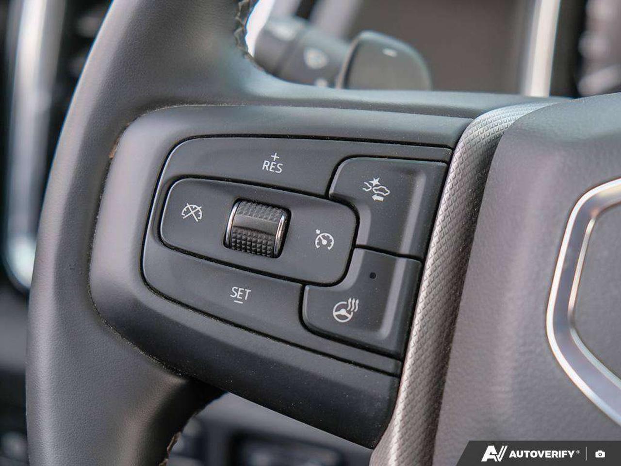 2025 GMC Sierra 1500 DENALI RESERVE, DURAMAX, NAV, ROOF, 1-OWNER! Photo