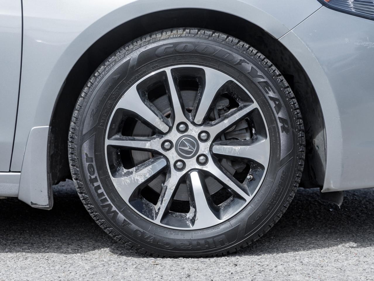 2017 Acura TLX SH-AWD V6 Tech !!! No Accident!!! Photo3