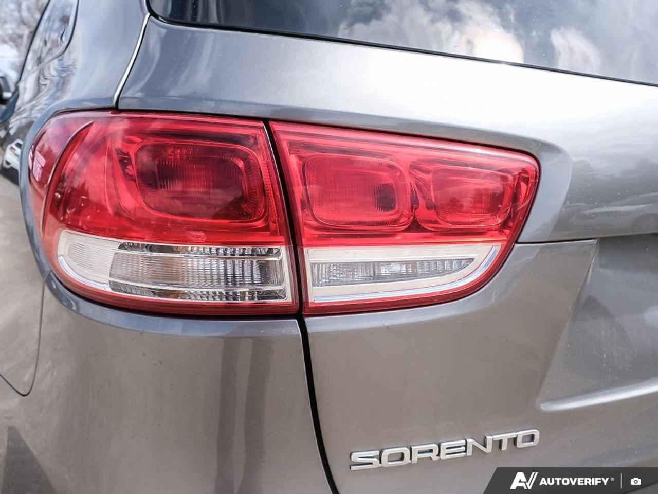 2018 Kia Sorento LX TurboCERTIFIED AS-TRADED, ONE-OWNER, ACCIDENT-F Photo