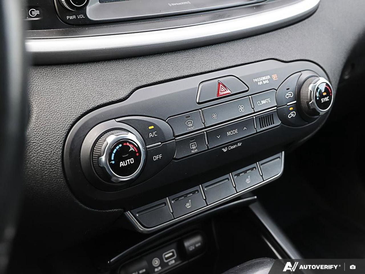 2018 Kia Sorento LX TurboCERTIFIED AS-TRADED, ONE-OWNER, ACCIDENT-F Photo