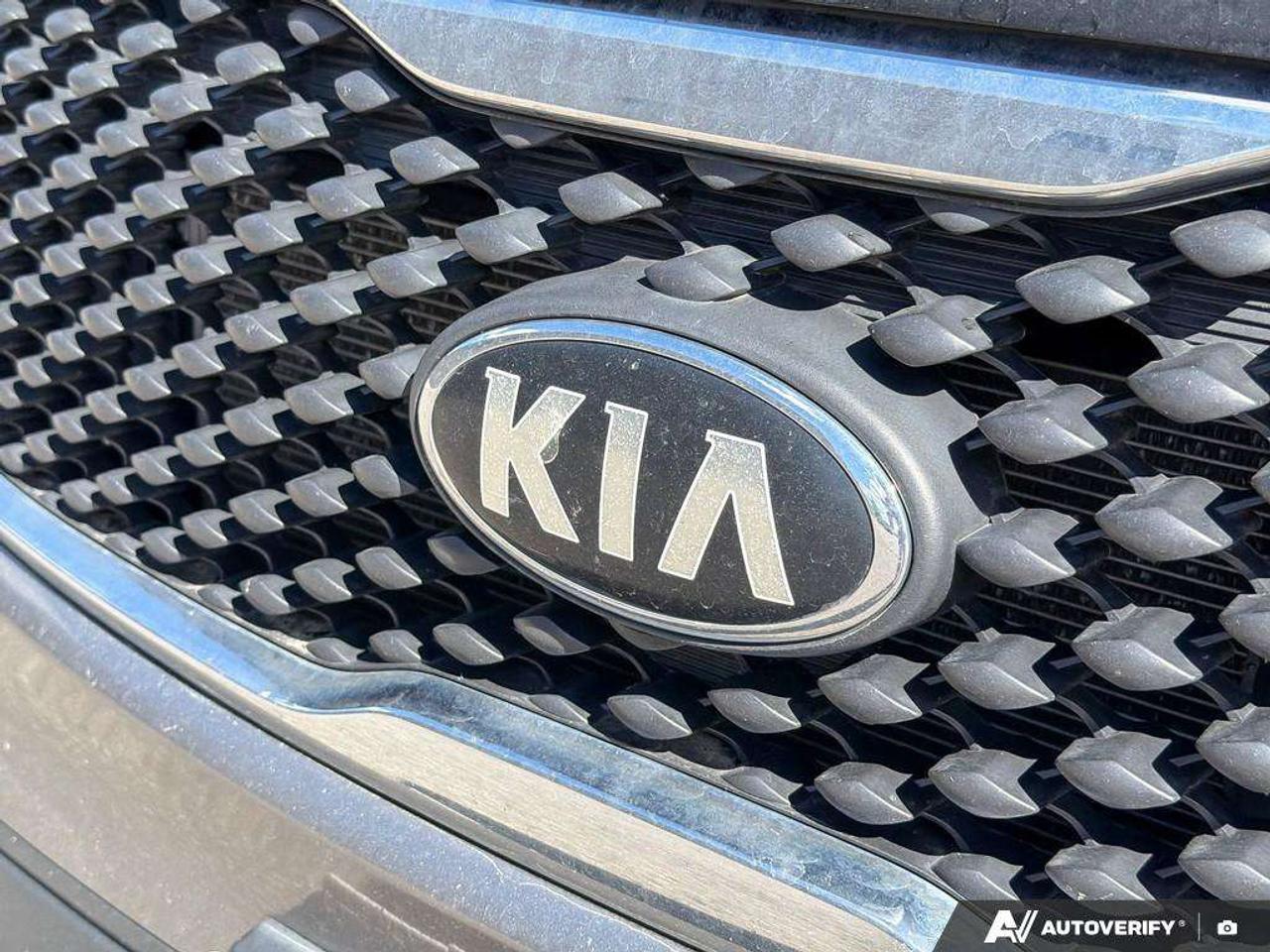 2018 Kia Sorento LX TurboCERTIFIED AS-TRADED, ONE-OWNER, ACCIDENT-FREE, AWD Photo
