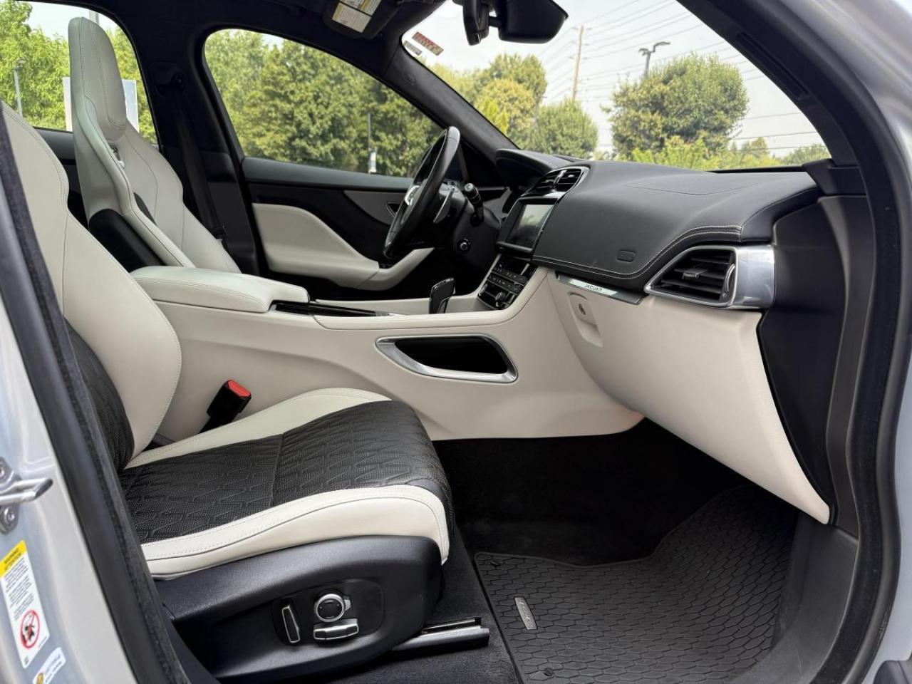 2020 Jaguar F-PACE SVR AWD Photo