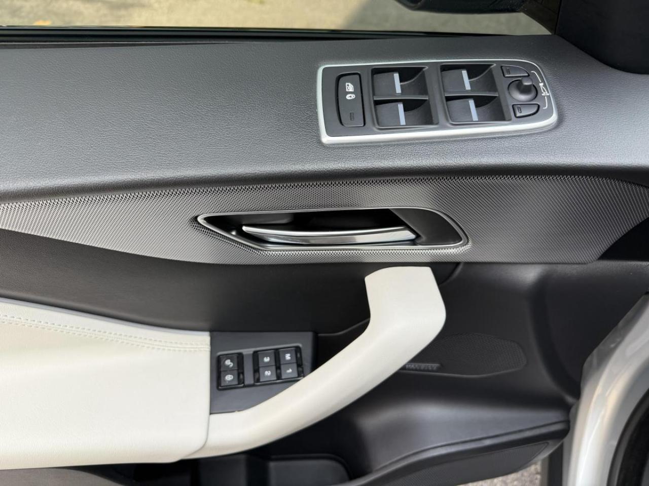 2020 Jaguar F-PACE SVR AWD Photo