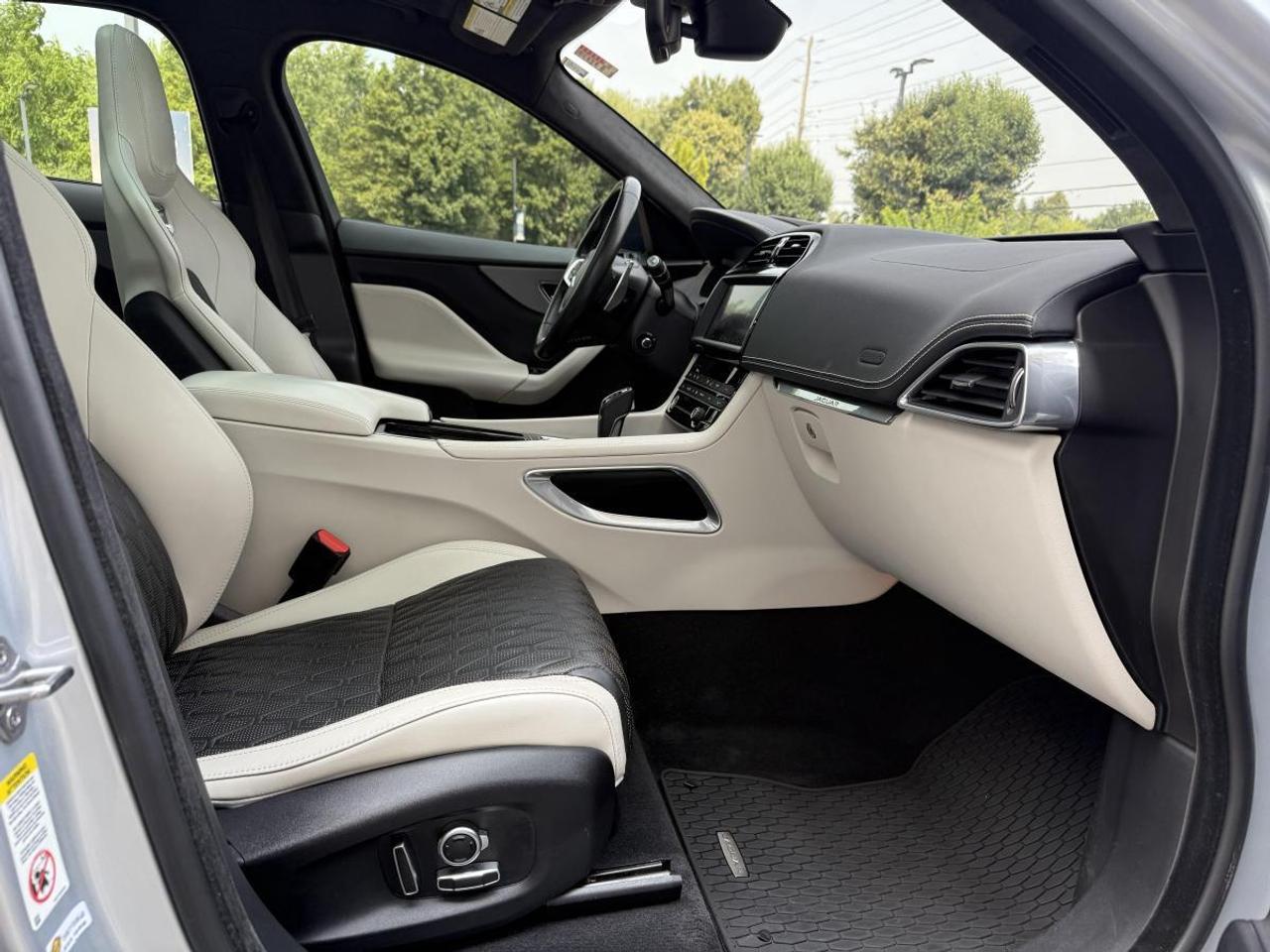 2020 Jaguar F-PACE SVR AWD Photo