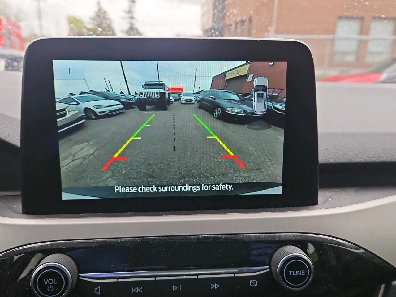 2021 Ford Escape SEL AWD Photo