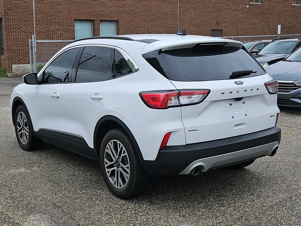 2021 Ford Escape SEL AWD Photo