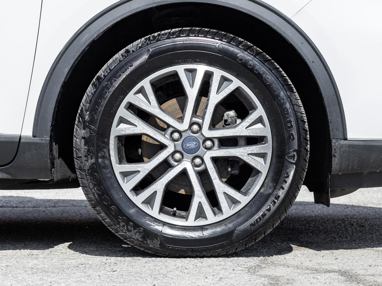 2021 Ford Escape SEL AWD Photo3