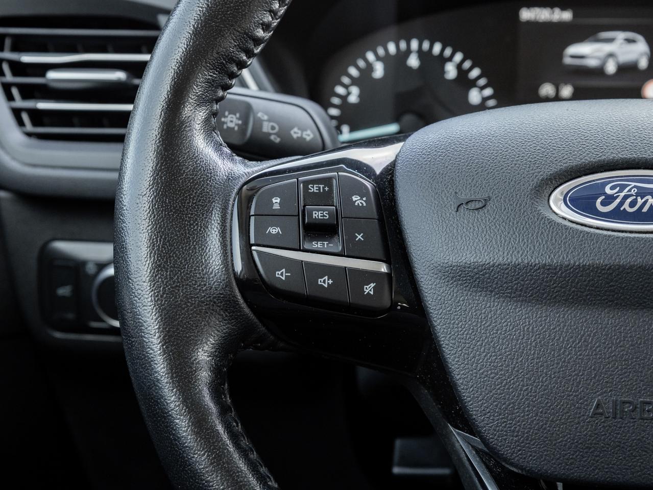 2021 Ford Escape SEL AWD Photo
