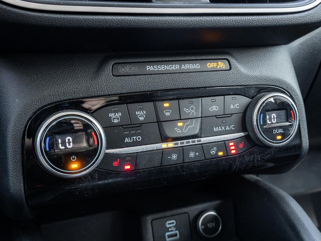 2021 Ford Escape SEL AWD Photo
