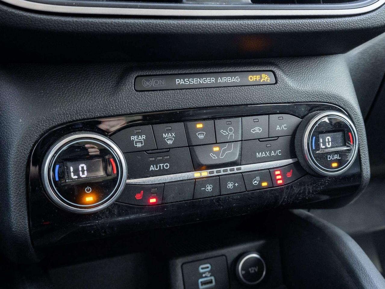 2021 Ford Escape SEL AWD Photo