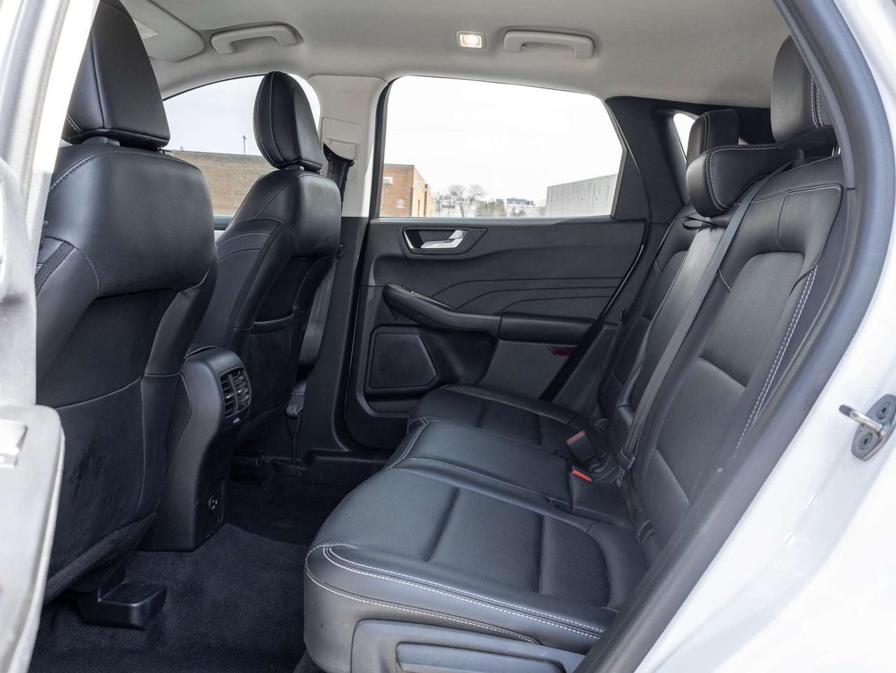 2021 Ford Escape SEL AWD Photo